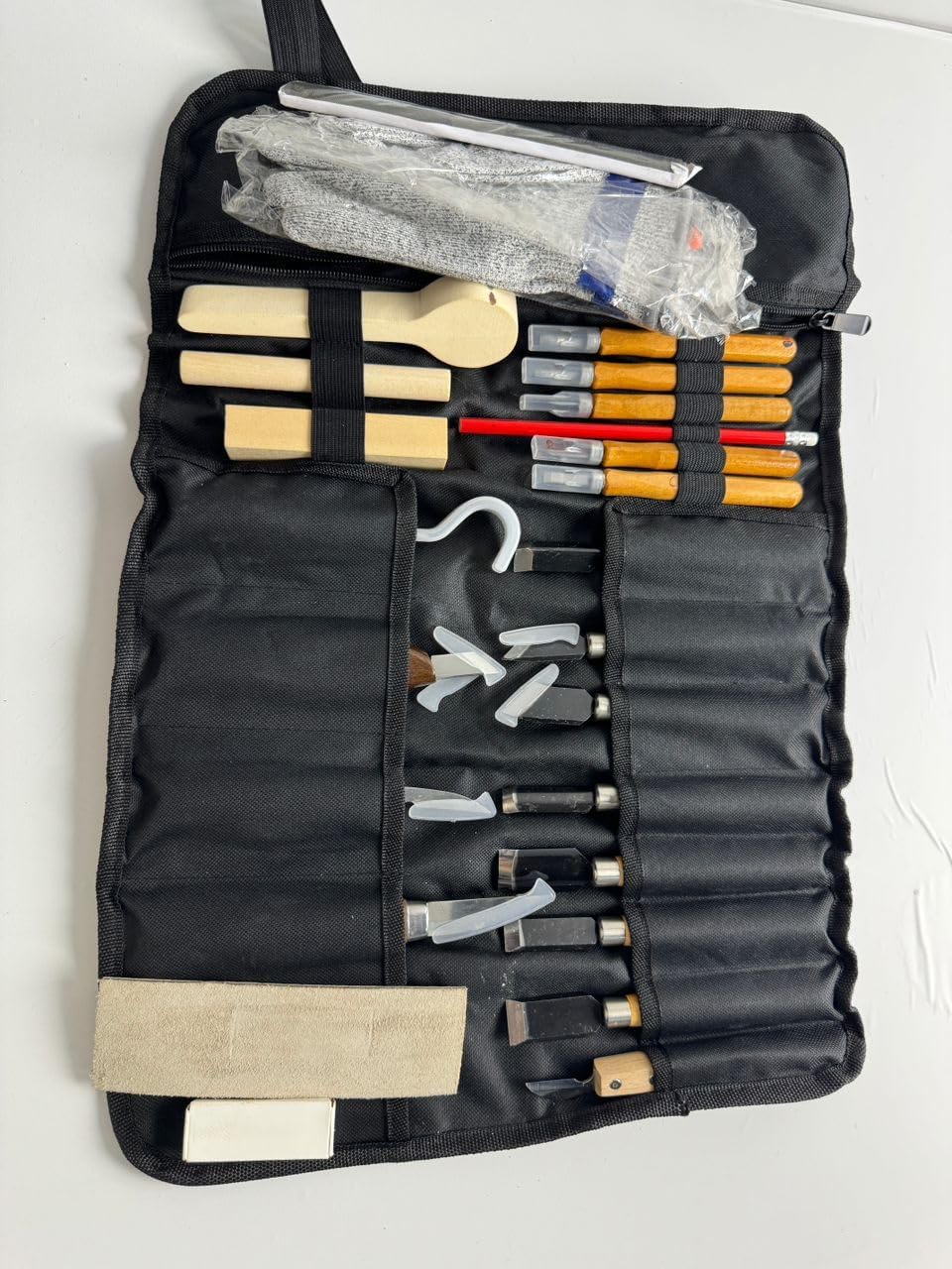 CADEAGO Wood Carving Tools, Complete Wood Carving Kit with Whittling Knives, Quality Blades, Ergonomic Handles, Compact Organizer, Protective Sheath, Wooden Blocks, Safe & Durable - Image 6
